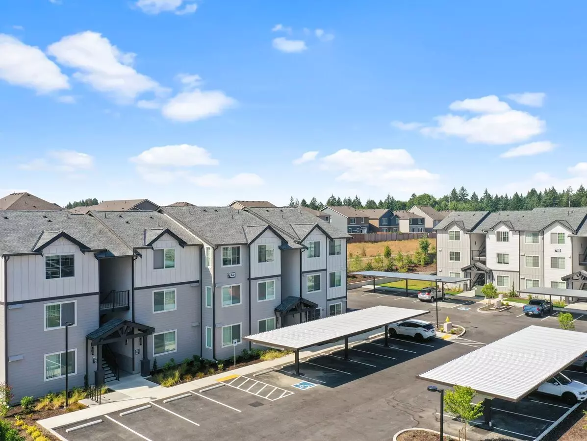 Switchback Apartment for rent in Lacey, WA