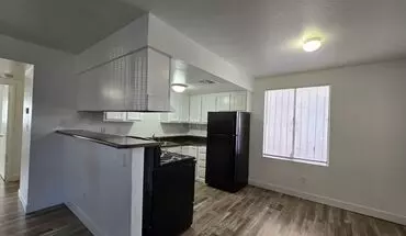 4 of 12 4765 Thunderbolt Ave Unit 1 Apartment for rent in Las Vegas, NV