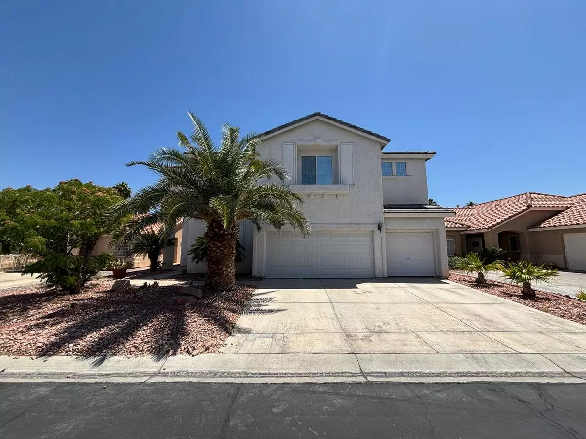 Gorgeous 4Bed /5bath Home Nestled In A Great Area! House for rent in Las Vegas, NV