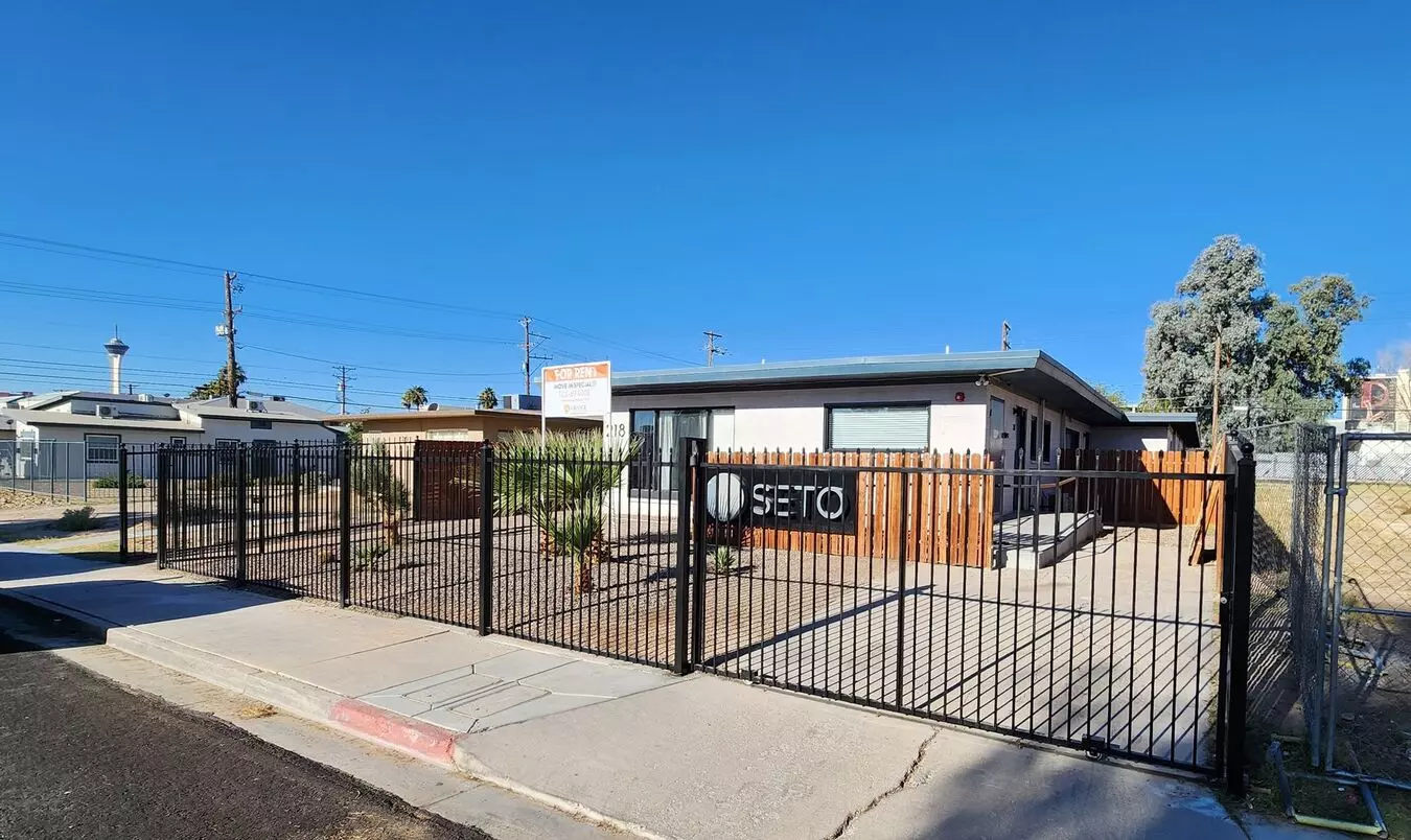 218 S 11Th St Apartment for rent in Las Vegas, NV