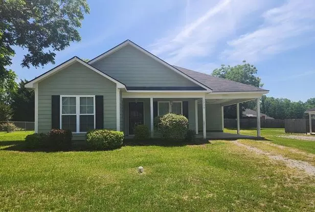 Great Area! Apartment for rent in Dawson, GA