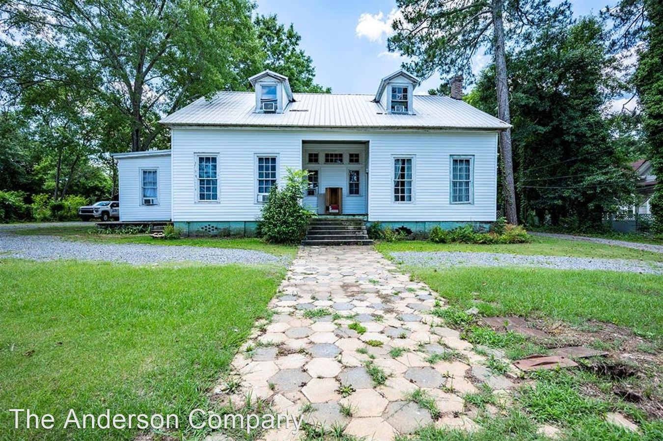 819 B E Lee St Dawson, GA House for Rent