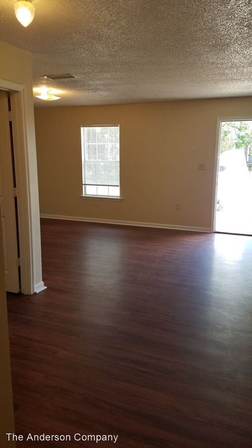 213 B Vine St NE Pelham, GA House for Rent Rentable