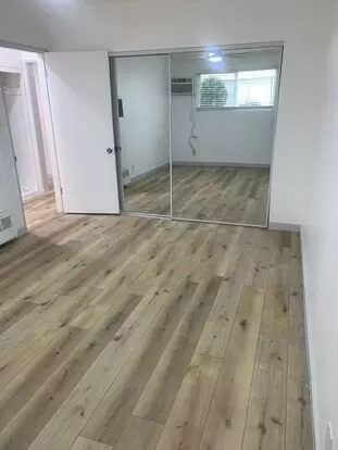 4916 Hazeltine Ave. Beautiful Remodeled 3 Bedroom 2 Bath In Sherman Oaks-half Off 1st Months Rent Oac!!! Parking Included! Apartment for rent in Sherman Oaks, CA