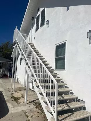 1692 Apartment for rent in Los Angeles, CA