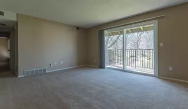 2 of 13 72-01 Antioch Gardens Apartment for rent in Merriam, KS