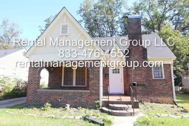 Large Renovated 3 Bedroom 1 Bath - New On The Market! Better Hurry To See This One!! Apartment for rent in Birmingham, AL