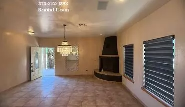 2 of 11 Large Duplex That Backs To Parks House for rent in Las Cruces, NM