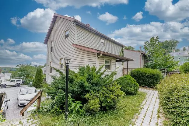 3 Br. 1 Ba. House In Morgantown - Available 06/04/2025 Apartment for rent in Morgantown, WV 3 Br. 1 Ba. House In Morgantown - Available 06/04/2025 Apartment for rent in Morgantown, WV