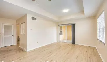 5 of 37 1015 Villagio Cir Unit 206 House for rent in Sarasota, FL