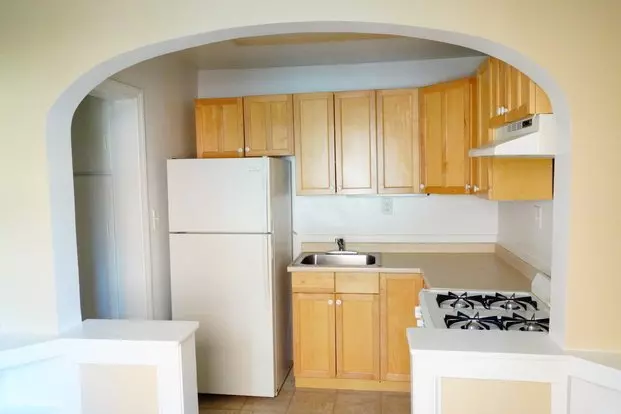 8105 Greenwood Ave Apartment for rent in Takoma Park, MD 8105 Greenwood Ave Apartment for rent in Takoma Park, MD