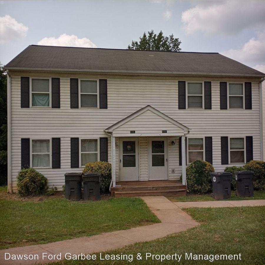 1047 Piedmont St Bedford, VA House for Rent