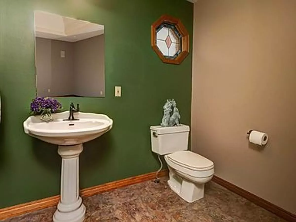 Executive 4 Bedroom 4 Bath 3+ Car Garage - Great South Springfield Location! House for rent in Springfield, MO