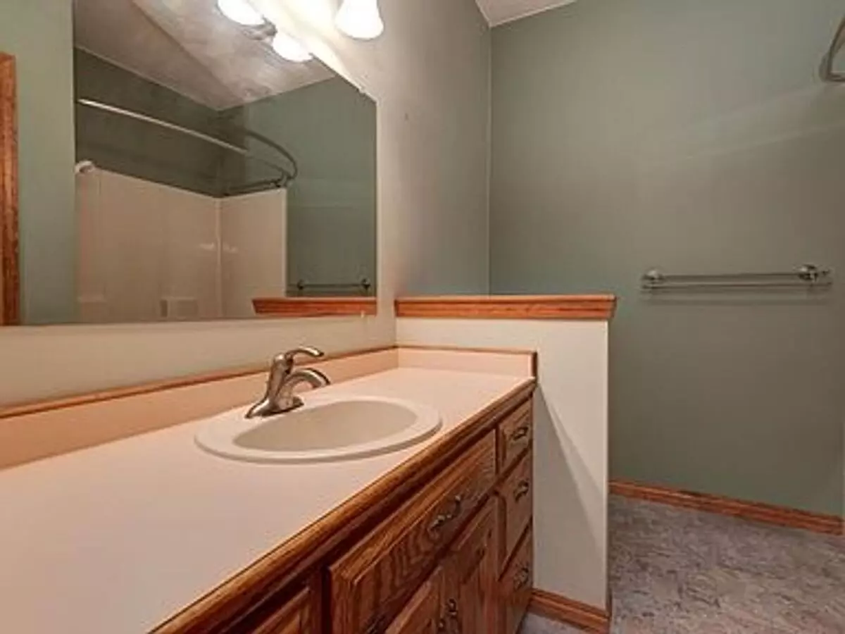 Executive 4 Bedroom 4 Bath 3+ Car Garage - Great South Springfield Location! House for rent in Springfield, MO
