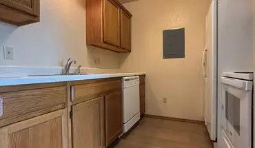 3 of 10 2862 S Meadowbrook Apt 2 House for rent in Springfield, MO
