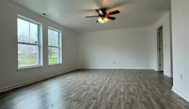 3 of 13 329 S Farm Rd House for rent in Springfield, MO