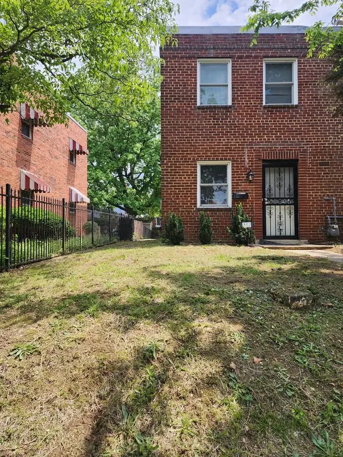 Charming 2br Home In Lily Ponds Ne Dc – Across From River Terrace Park House for rent in Washington, DC