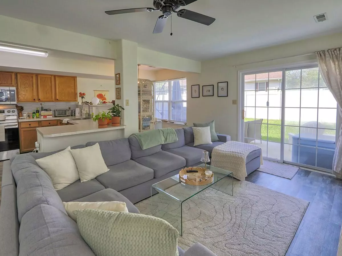 Year-round Rental - 4 Br 2.5 Ba Twin Home In Seabright Village – East Of Route 1 House for rent in Rehoboth Beach, DE