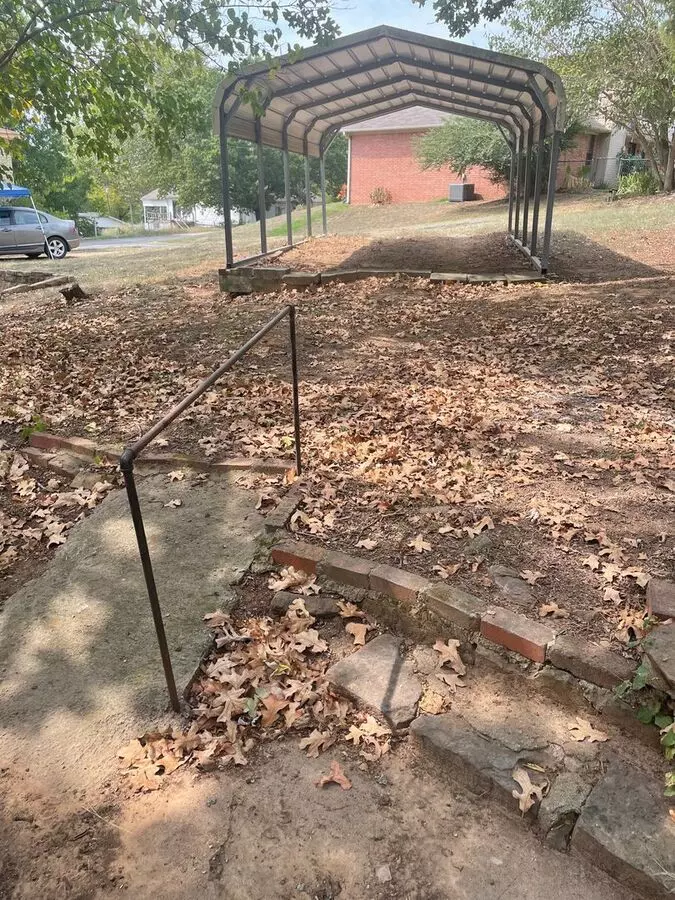 907 N 20Th St House for rent in Van Buren, AR