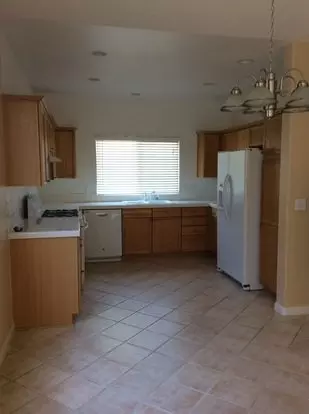 Gorgeous, Bright Double Diamond Home! Apartment for rent in Reno, NV