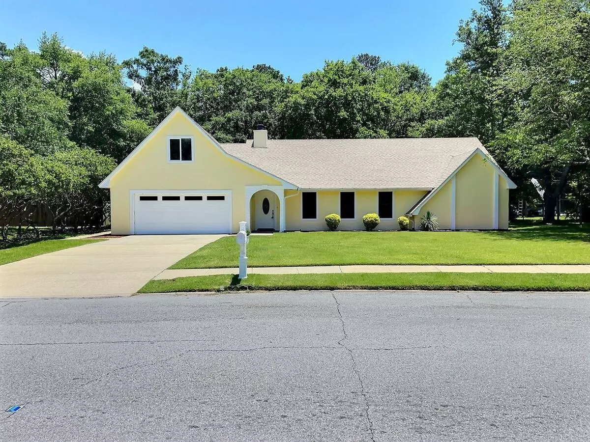 Spacious 4 Bedroom Home In Ocean Springs! House for rent in Ocean Springs, MS