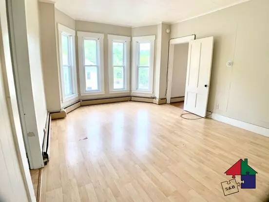 2 Long St Apartment for rent in Barre, VT