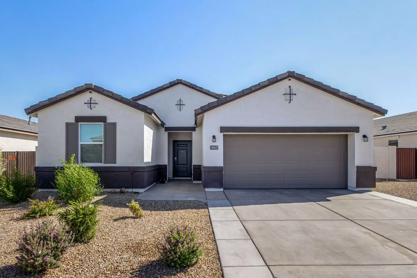 Super Clean And Accommodating Home In New Desert Moon Estates Neighborhood In Buckeye! House for rent in Buckeye, AZ