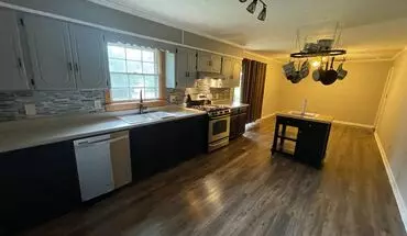 3 of 8 1503 Clairmont Dr House for rent in Weaver, AL