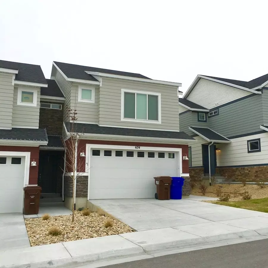 Luxury 3 Bedroom Home In Bluffdale! House for rent in Bluffdale, UT