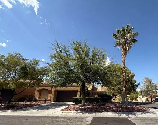 Sun City 55+ Community - Two Bedroom Townhome With Front Courtyard Apartment for rent in Las Vegas, NV