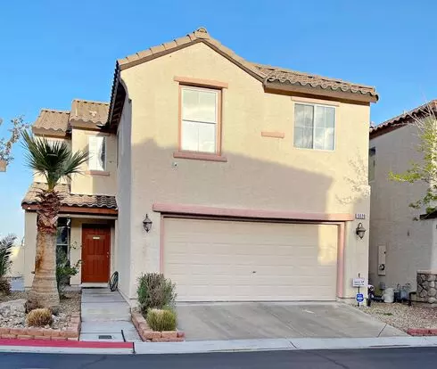Beautiful 3 Bdrm, 3 Bath, 2 Story Home In Sw Apartment for rent in Las Vegas, NV
