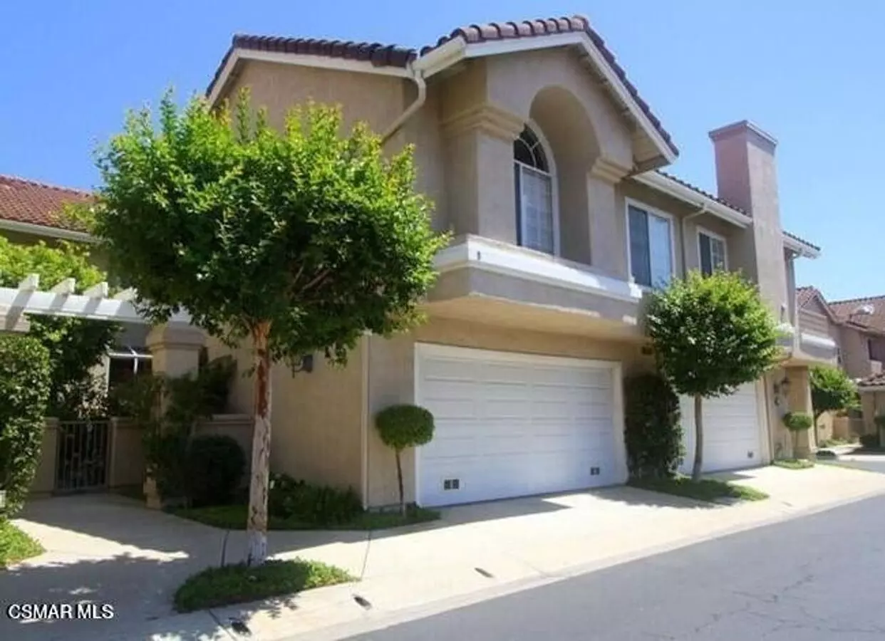 Located In Beautiful Wood Ranch, This Home Features 3 Bedrooms, 2 1/2 Baths And Approximately 1579 Sf Of Living Space. House for rent in Simi Valley, CA
