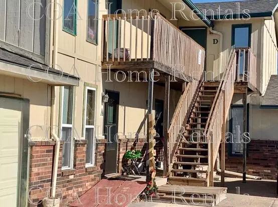 122 N. Brunswick Apartment for rent in Wichita, KS