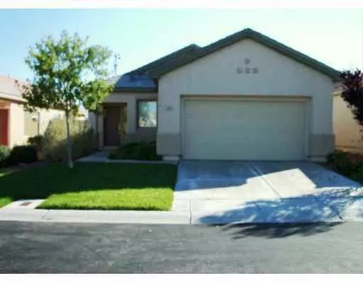 Wonderful Summerlin Single Story With Grass Backyard And Island Kitchen. Apartment for rent in Las Vegas, NV