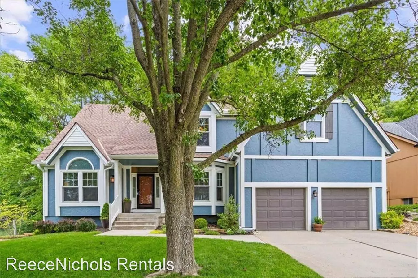 9120 W 125th Ter House for rent in Overland Park, KS
