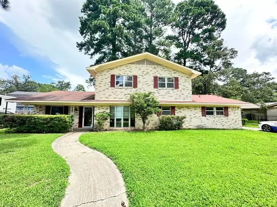 Large Home Off Line Ave..... Apartment for rent in Shreveport, LA