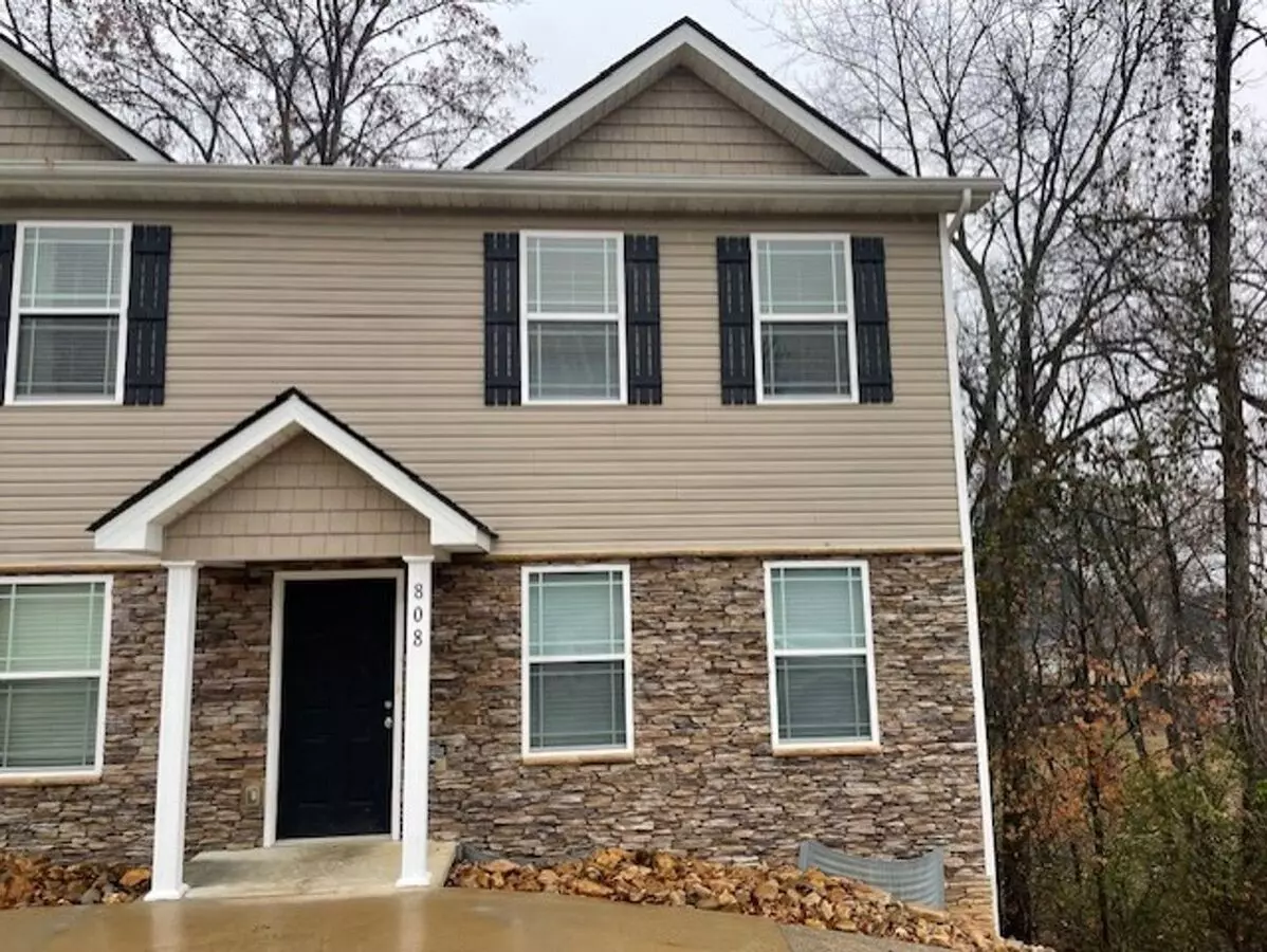 Price Improvement!! West Knox Cedar Bluff Area 2 Bedroom 2.5 Bath Townhouse House for rent in Knoxville, TN