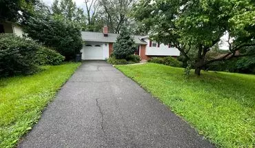4 of 27 Single Family Home In Alexandria- Minutes To Ft Belvior House for rent in Alexandria, VA