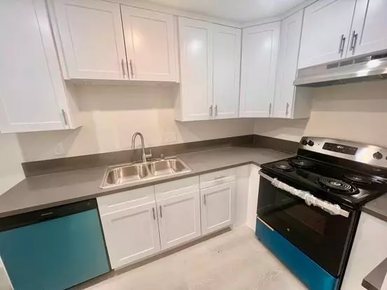 Columbus Terrace Apartment for rent in North Hills, CA