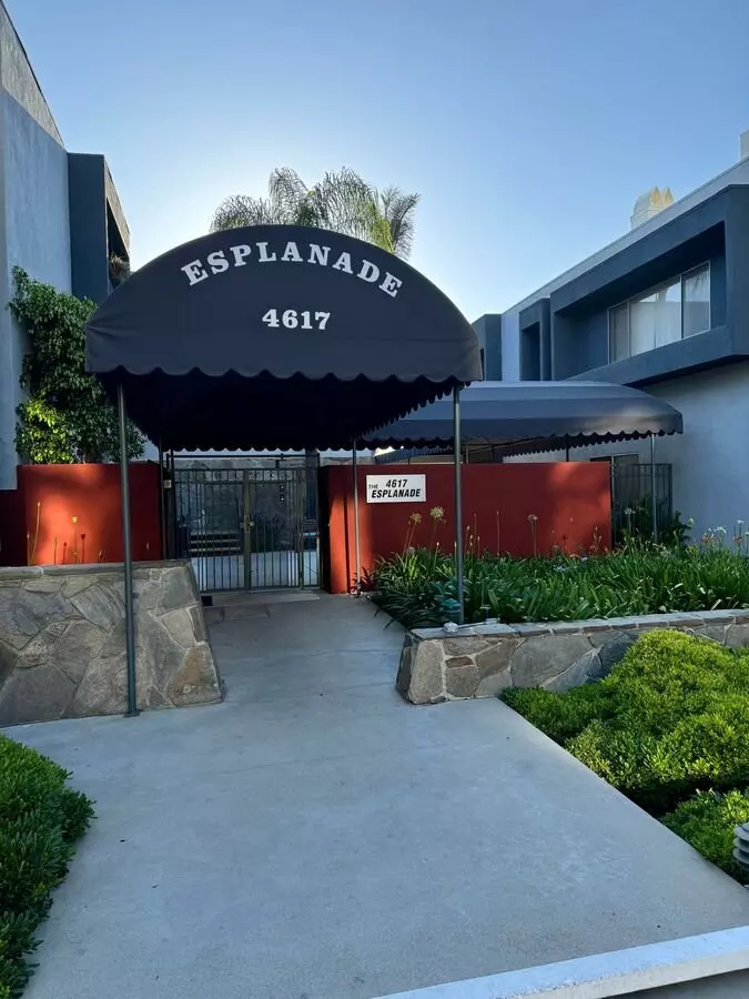 4617 Willis Ave Apartment for rent in Sherman Oaks, CA