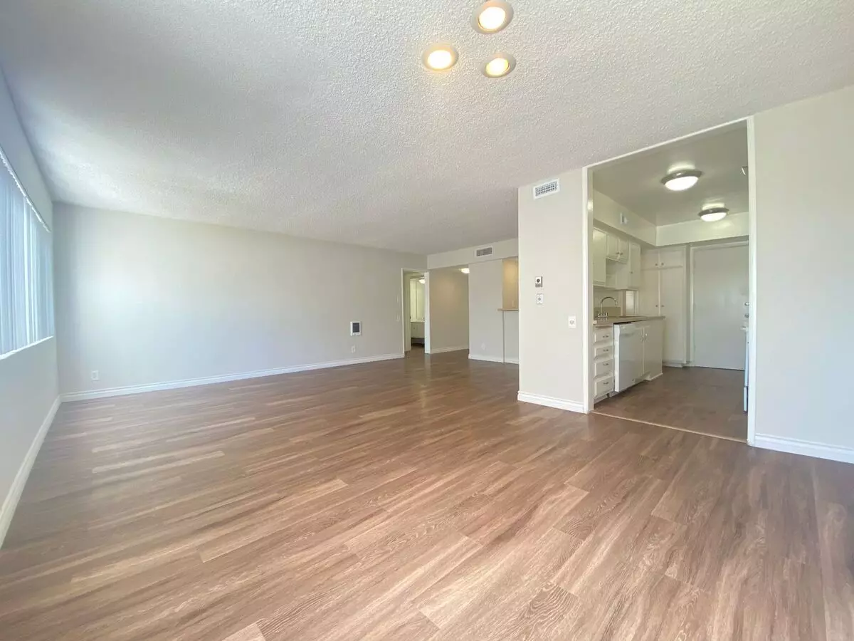 Luxury Huge Apartment In Heart Of Sherman Oaks. Apartment for rent in Sherman Oaks, CA