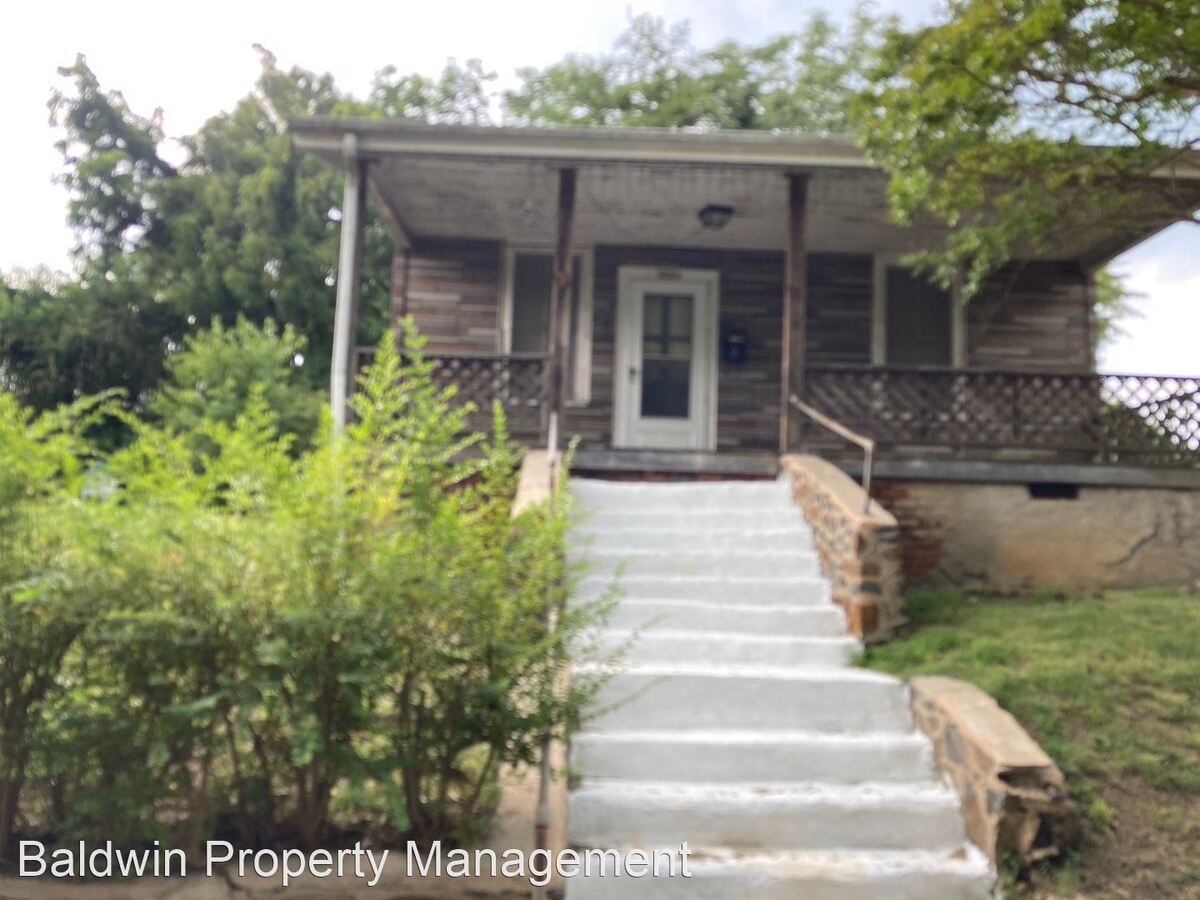 1826 N Dunleith Ave Winstonsalem, NC House for Rent