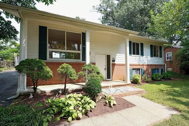 Pet-friendly Home Near Uva Medical Center Apartment for rent in Charlottesville, VA