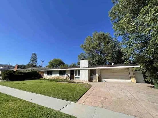 Beautifully Remodeled Granada Hills Home! Apartment for rent in Granada Hills, CA