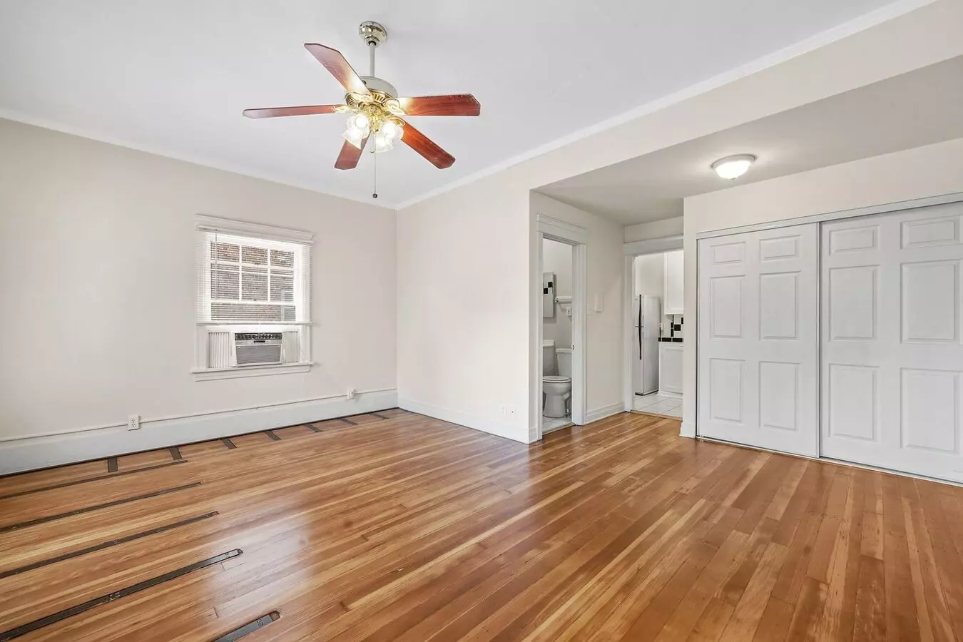 1611 Schrader Apartments (#810) Apartment for rent in Los Angeles, CA