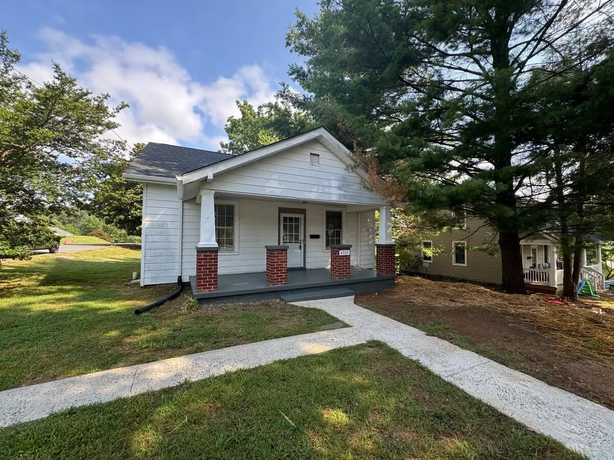 Cute Cape Cod House for rent in Lynchburg, VA