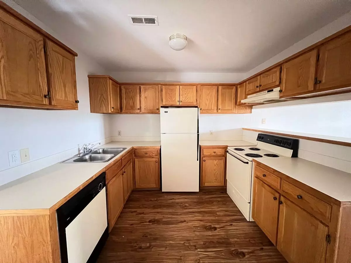 18-3d - 428 Kays Apartment for rent in Hollister, MO