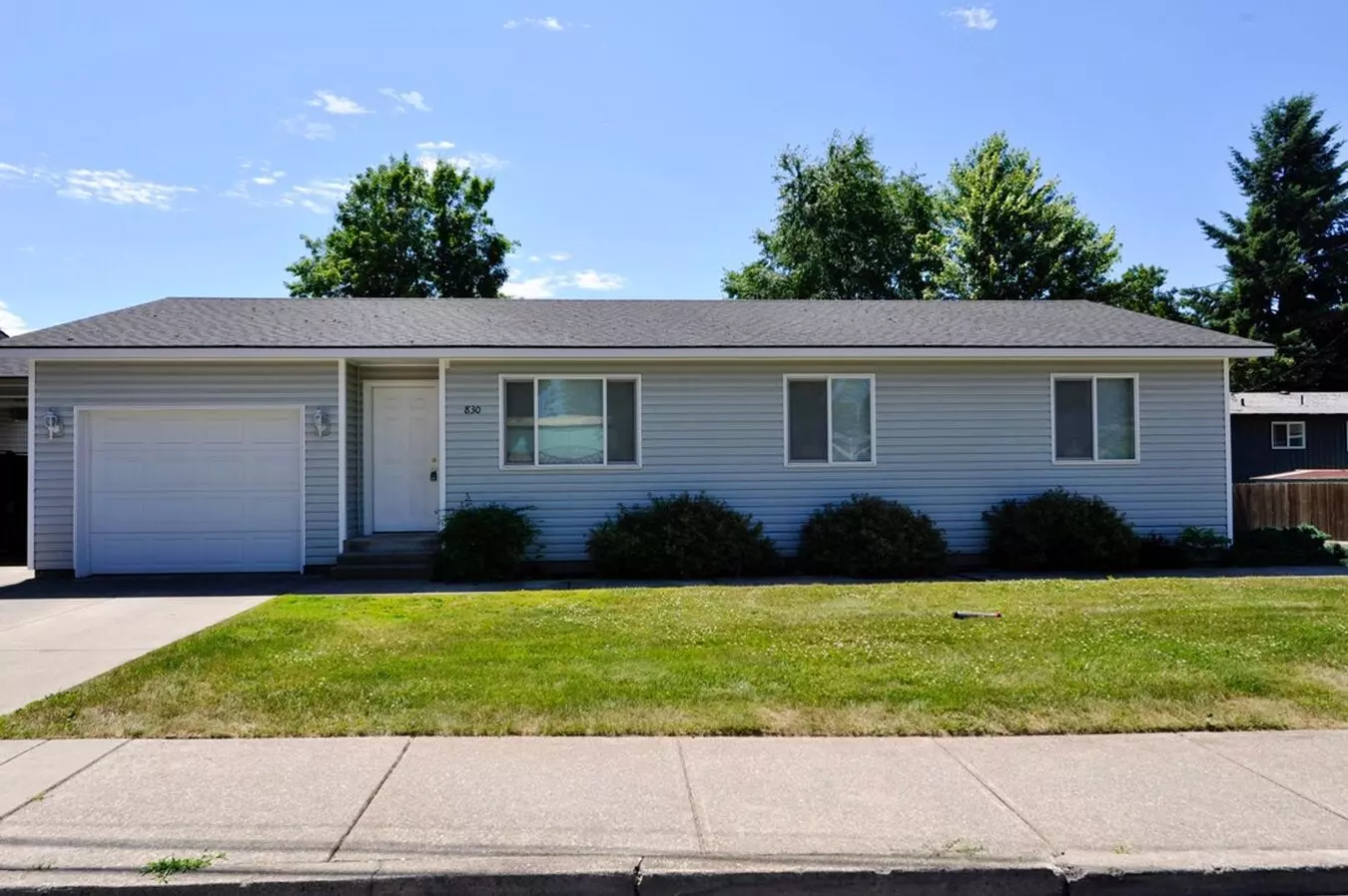 3 Bed 2 Bath Rancher With Master En-suite & Rv Parking House for rent in Coeur Dalene, ID