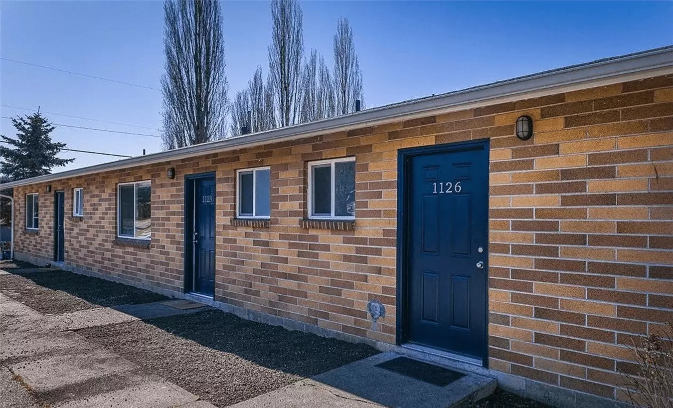1126, 1128 &amp; 1130 24th Street Apartment for rent in Bellingham, WA