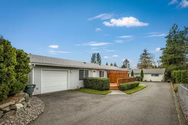 1406-1408 E Illinois Apartment for rent in Bellingham, WA